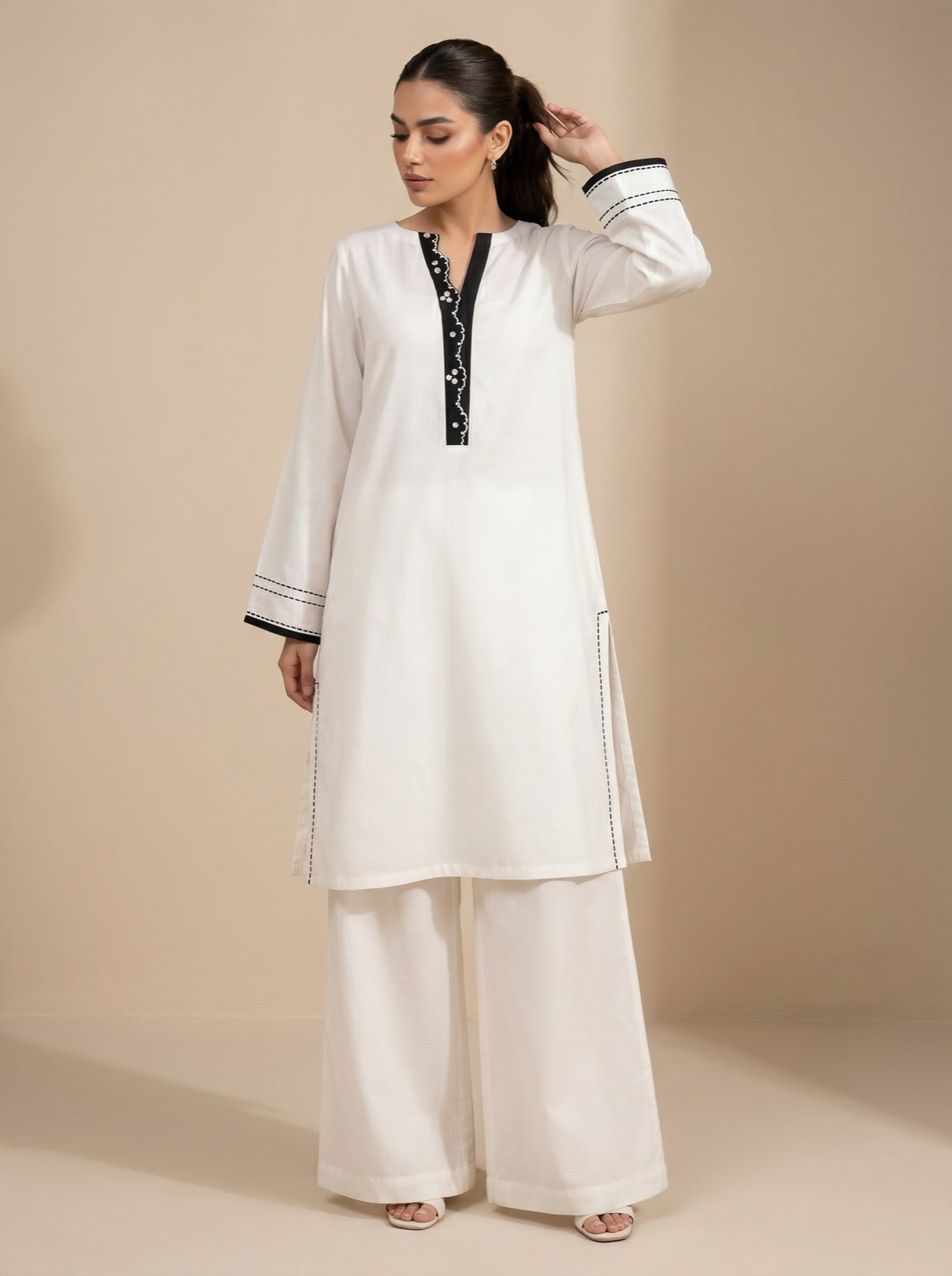 Saadgi White Kurta